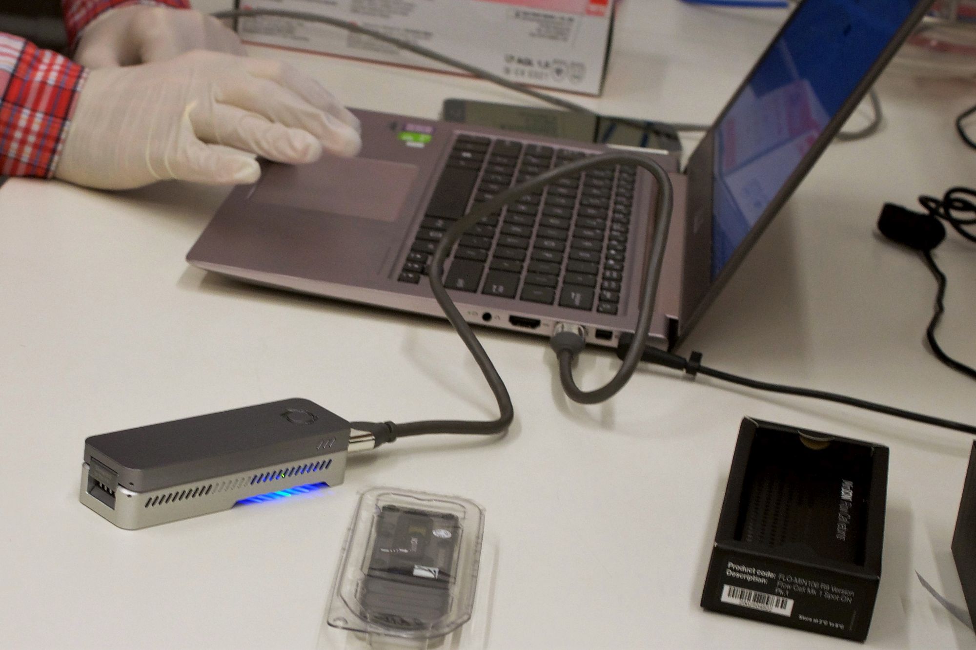 We have Nanopore MinION!